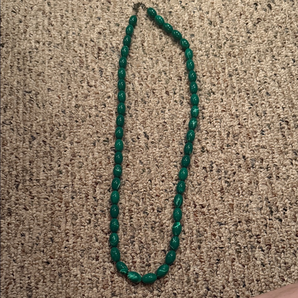 Elegant Green Beaded Necklace